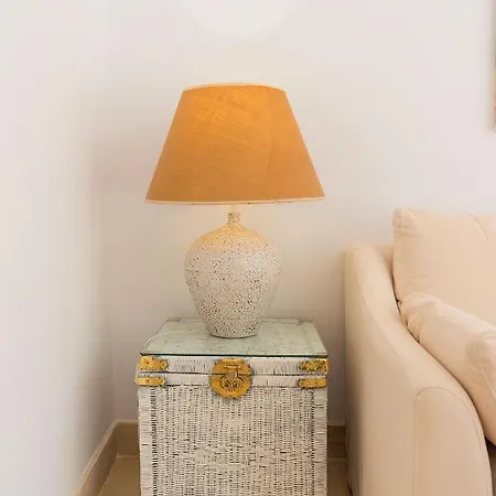 公寓 Elviria Playa White Pearl 马尔韦利亚