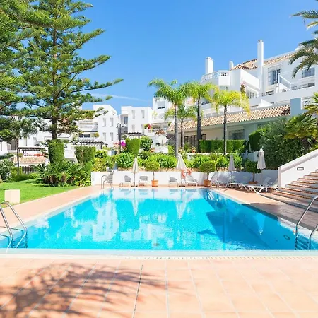 公寓 Elviria Playa White Pearl *