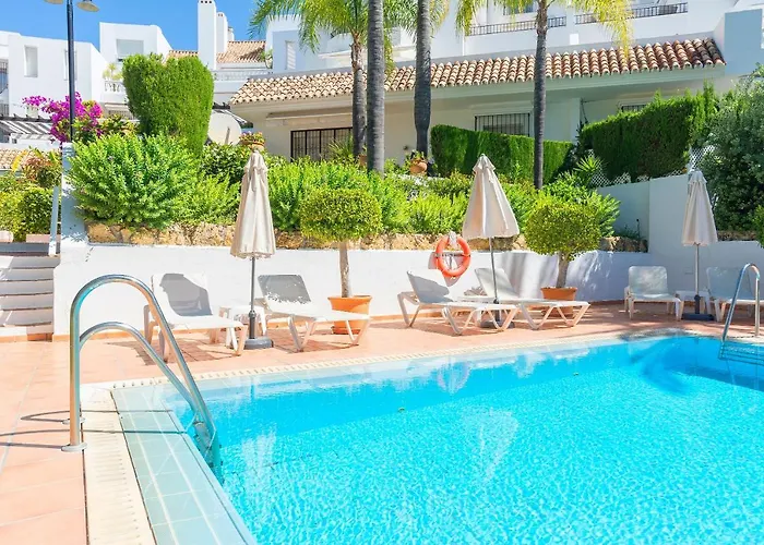 Elviria Playa White Pearl *