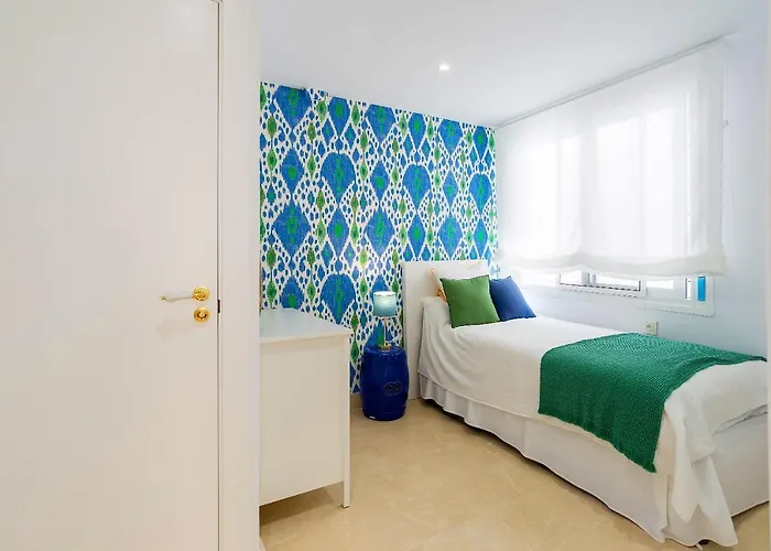 Elviria Playa White Pearl *