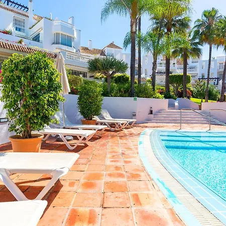 Апартаменты Elviria Playa White Pearl *
