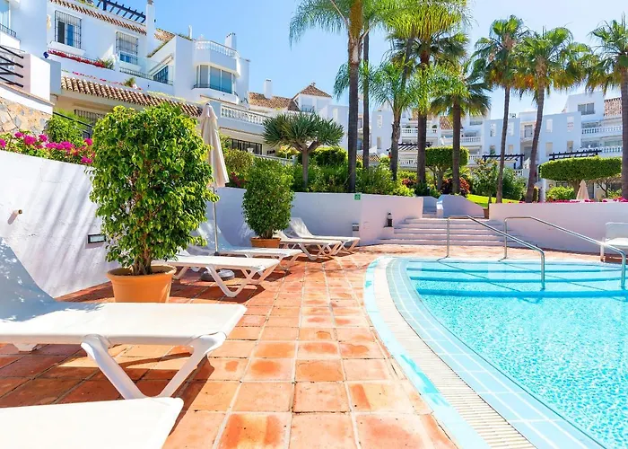 Апартаменты Elviria Playa White Pearl *