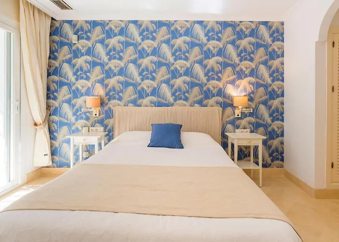 Elviria Playa White Pearl Апартаменты Марбелья