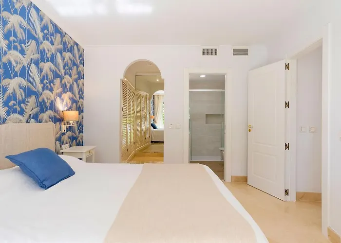 Апартаменты Elviria Playa White Pearl