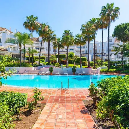 Elviria Playa White Pearl