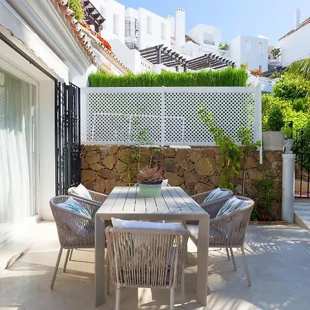 דירה Elviria Playa White Pearl